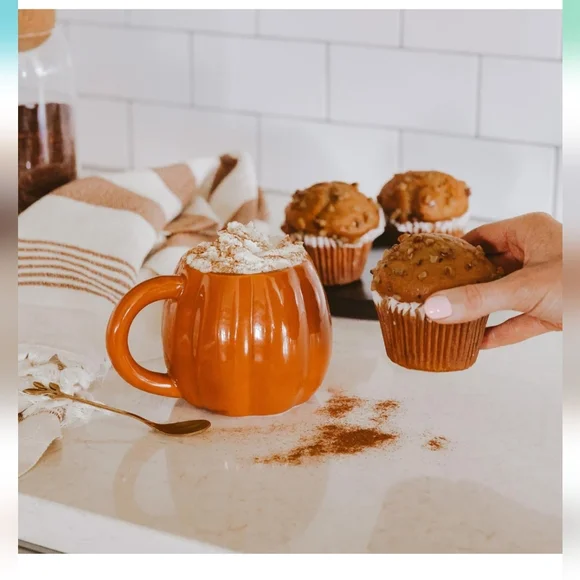 Pumpkin Mug 🍂🎃 - Picture 2 of 6